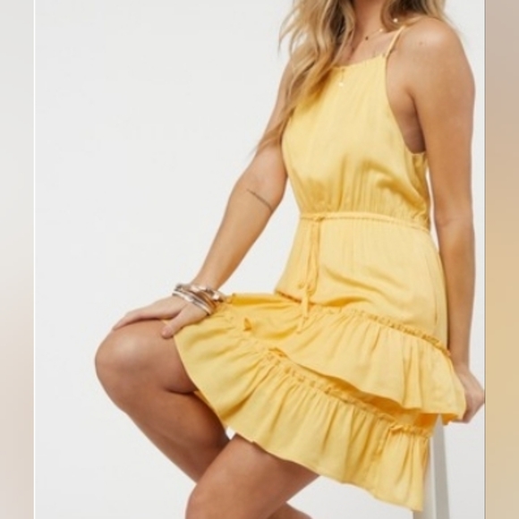 Davi & Dani PLUS SOLID FLARED SLEEVELESS SQUARE NECK BELTED DRESS - Picture 1 of 7